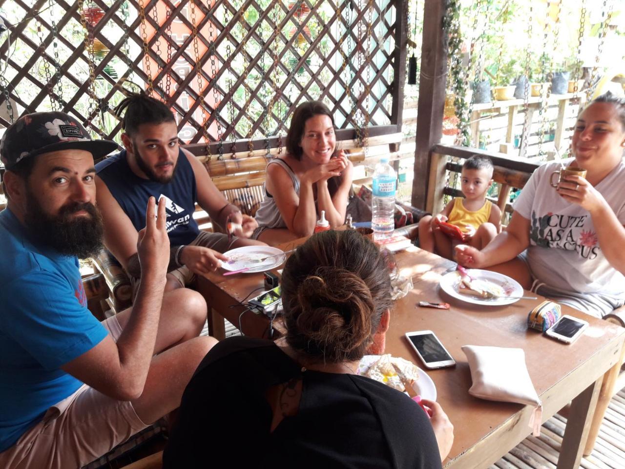 Backpackers Inn Gardenview Inn El Nido Buitenkant foto