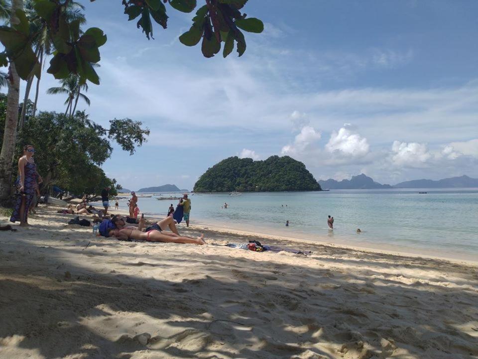 Backpackers Inn Gardenview Inn El Nido Buitenkant foto